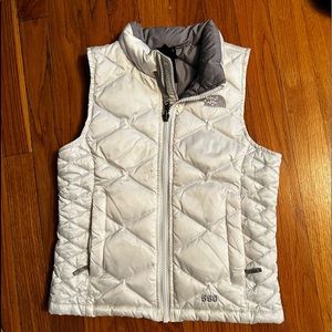 The North Face White & Light Grey Puffer Vest Sz XS (6)